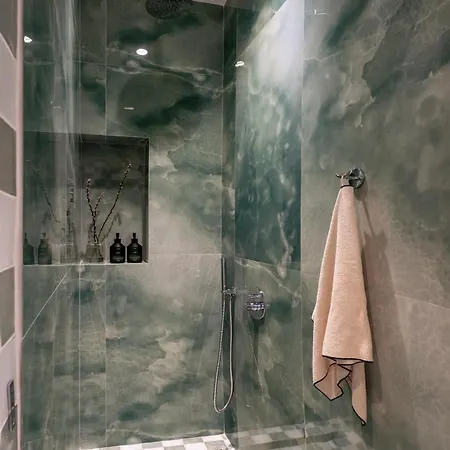 Luxury 3 Bedroom With Sea View Ldem1-6 Valletta